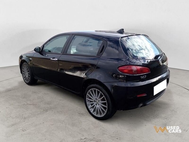 Alfa Romeo 147 147 5p 1.9 jtd Distinctive 120cv