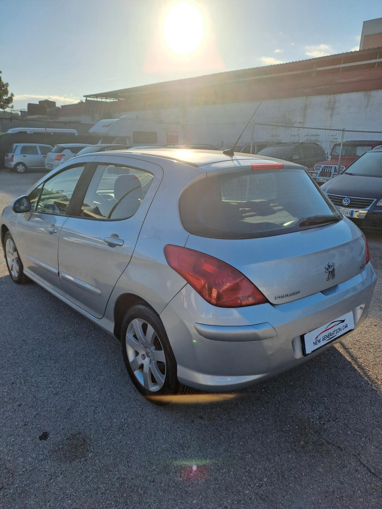 Peugeot 308 1.6 HDi 90CV 5p. Tecno