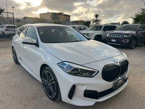 Bmw 118 118d 5p. Msport