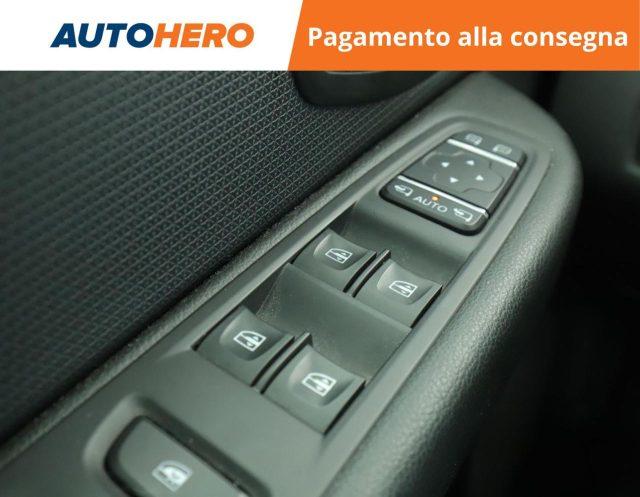 RENAULT Clio TCe 12V 90 CV 5 porte Moschino Intens