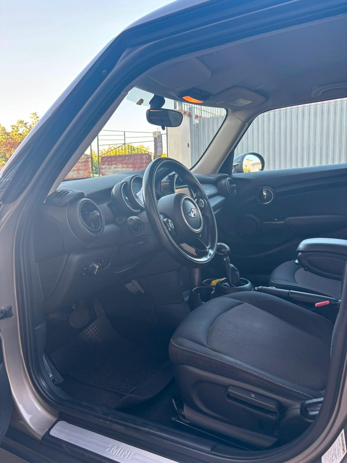 Mini 1.5 Cooper D Hype 5 porte ANNO 2017