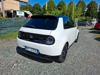 Honda e Advance 17
