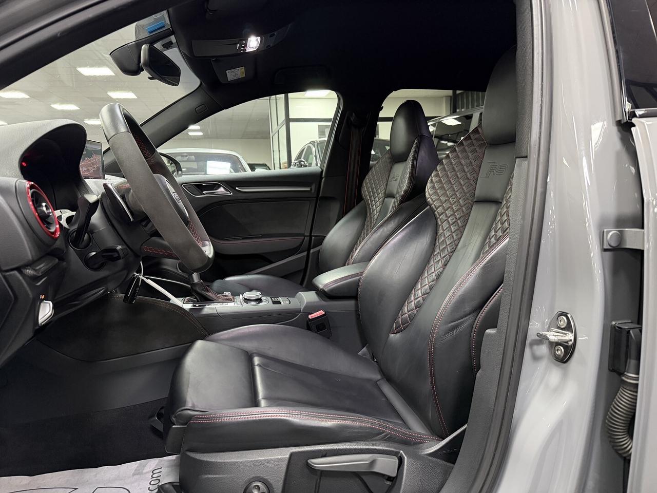 Audi RS3 RS3 Sportback 2.5 tfsi quattro