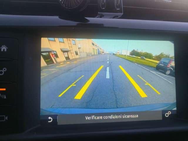 Jaguar XE XE 2.0d Portfolio 180cv auto