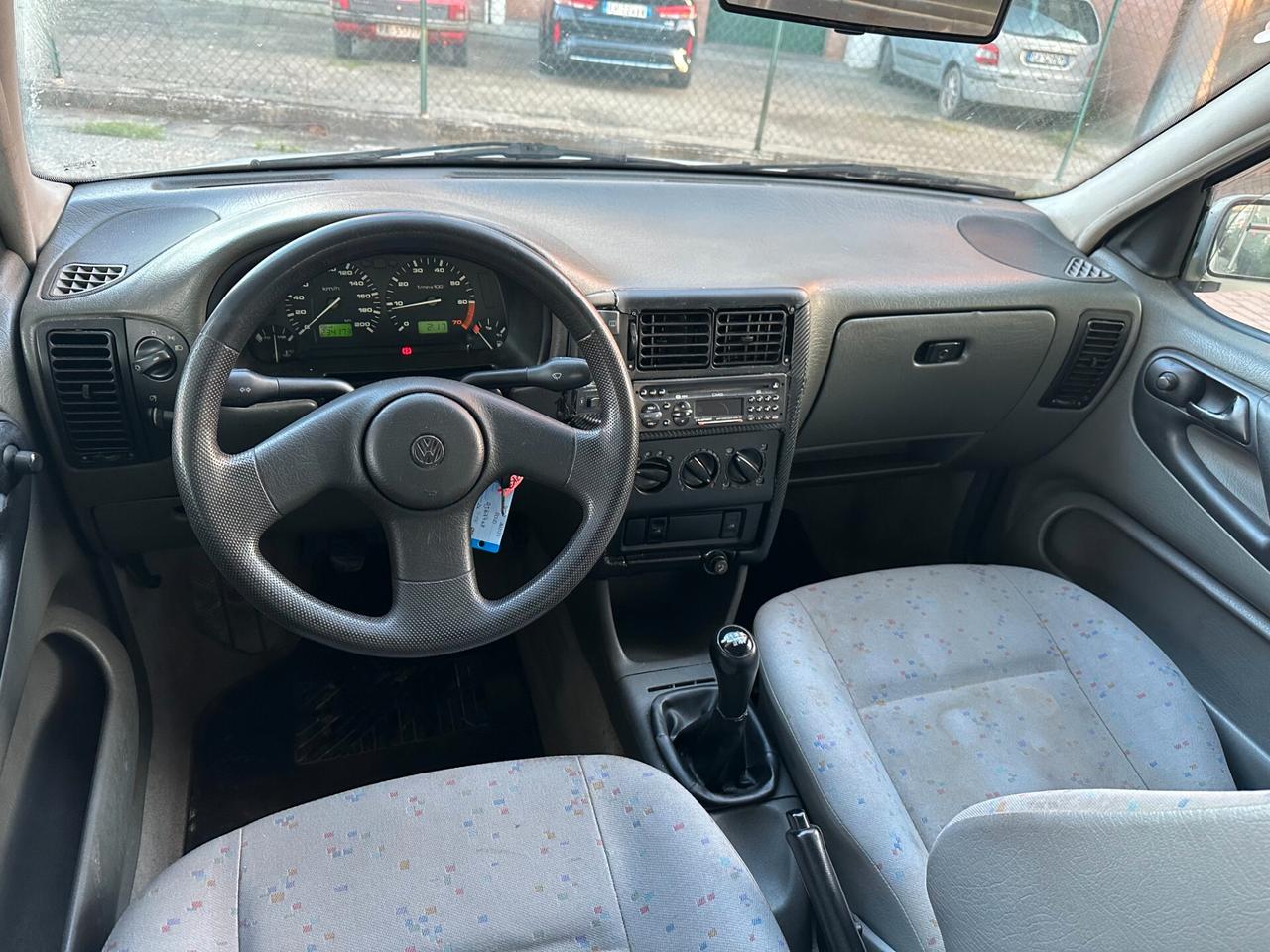 Volkswagen Polo 1.0 METANO (12 RATE)