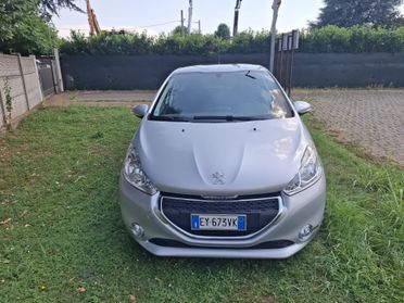 Peugeot 208 1.4 HDi 68 CV 3 porte Allure
