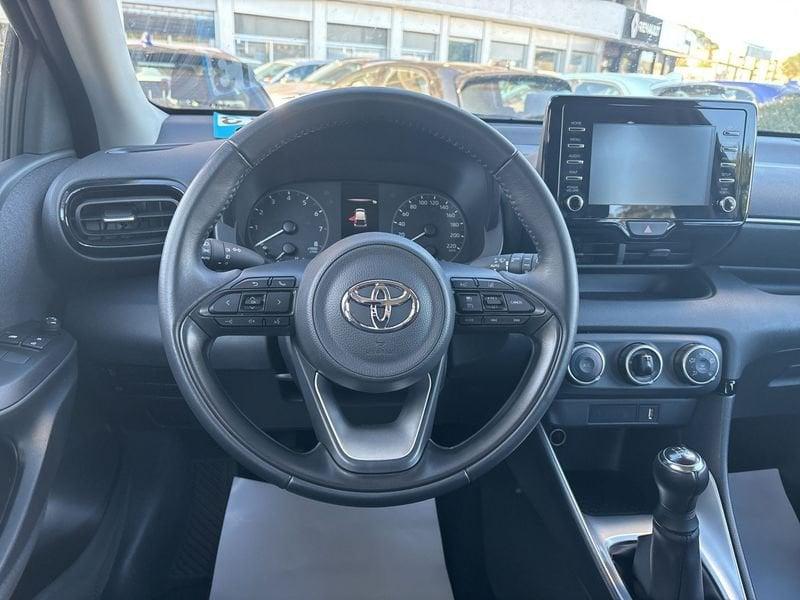 Toyota Yaris 1.0 5 porte Active IVA ESPOSTA