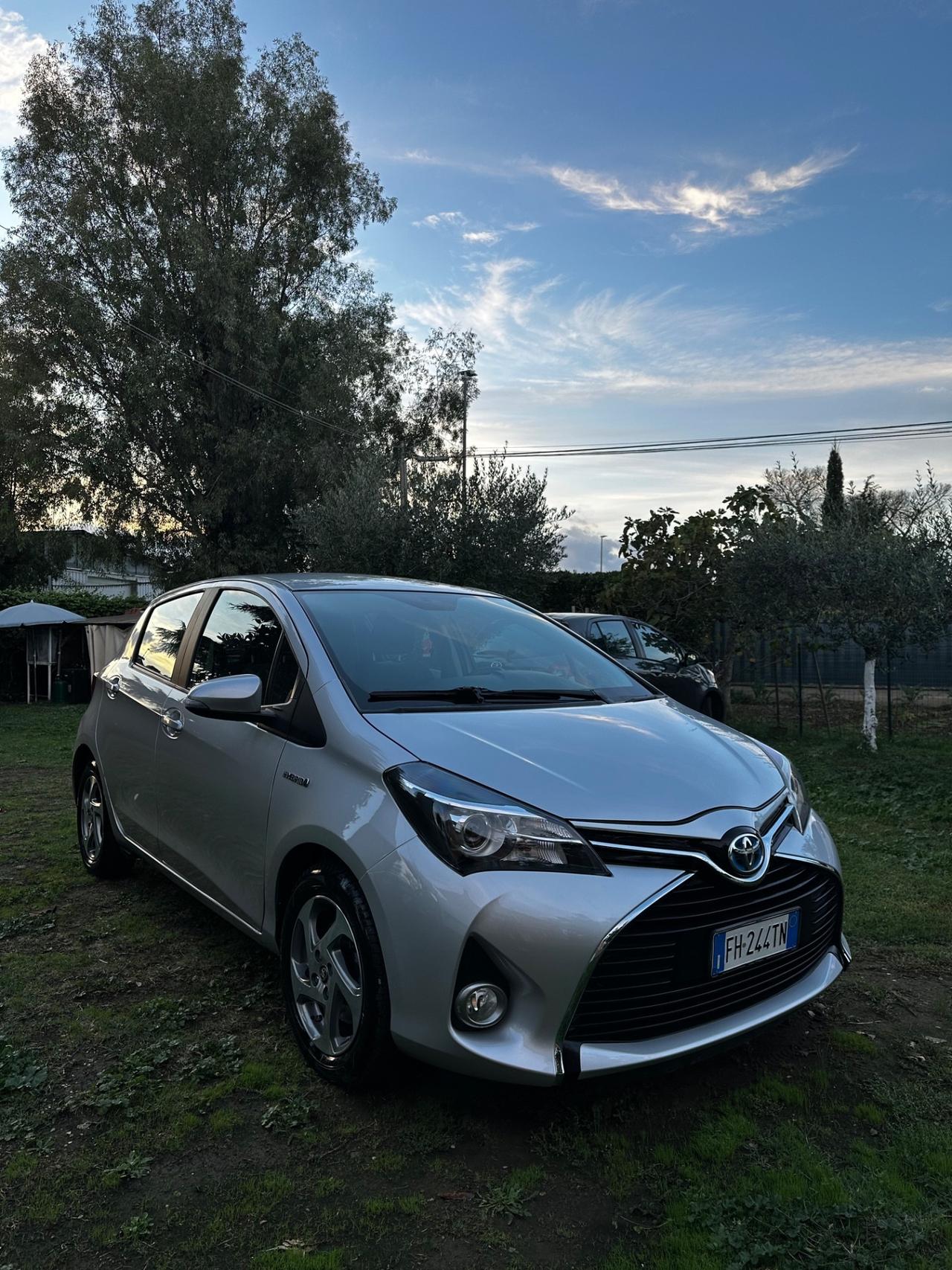 Toyota Yaris 1.5 Hybrid 5 porte Active