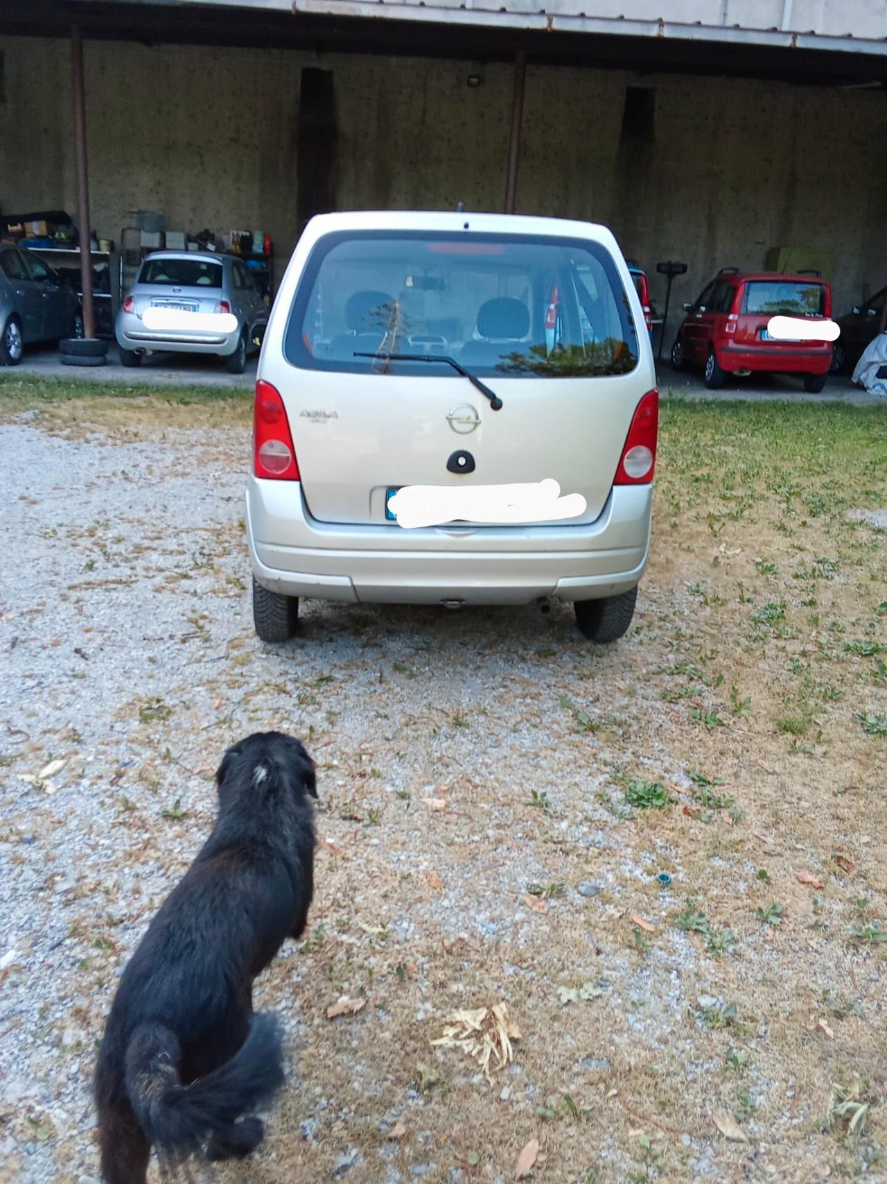 Opel Agila 1.0