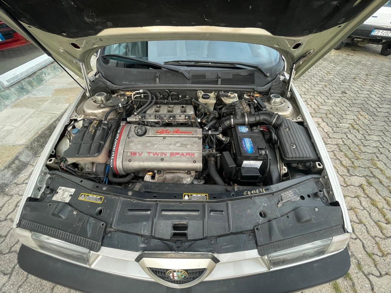 Alfa Romeo 155 2.0 Twin Spark 16V