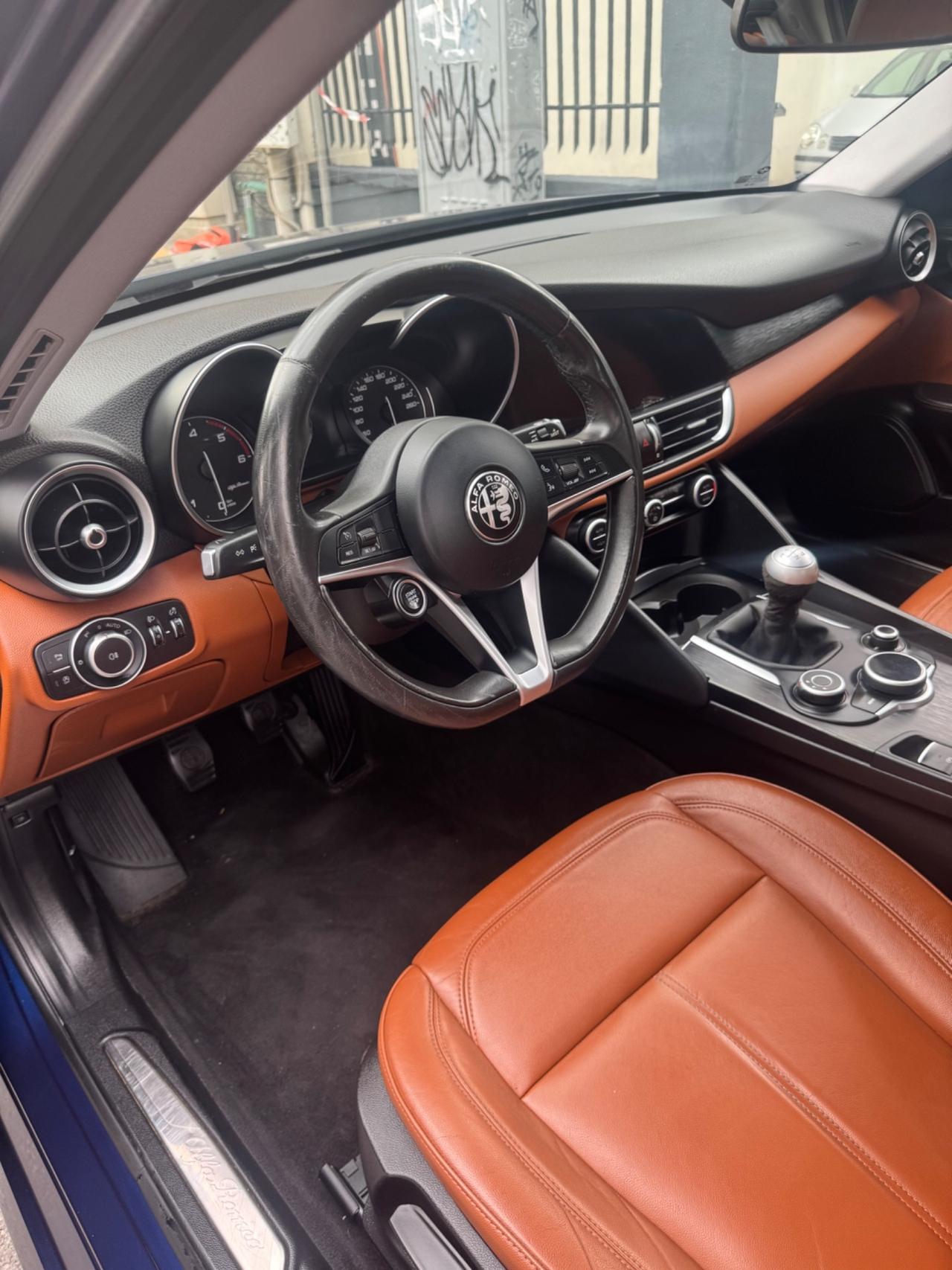 Alfa Romeo Giulia 2.2 150 CV Super Unicoproprietario