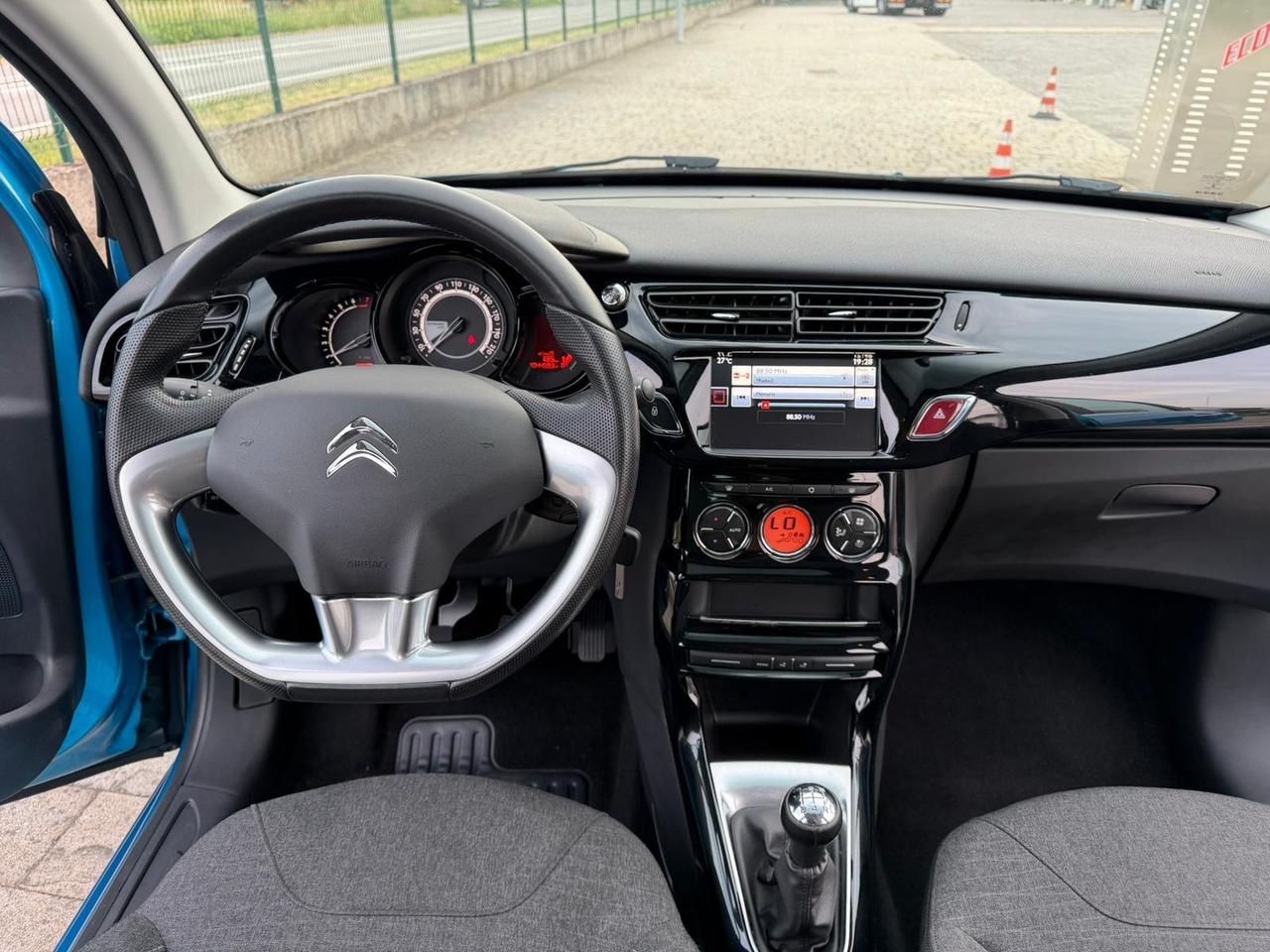 Citroen C3 1.2BENZINA 2016 SOLO 40.000km