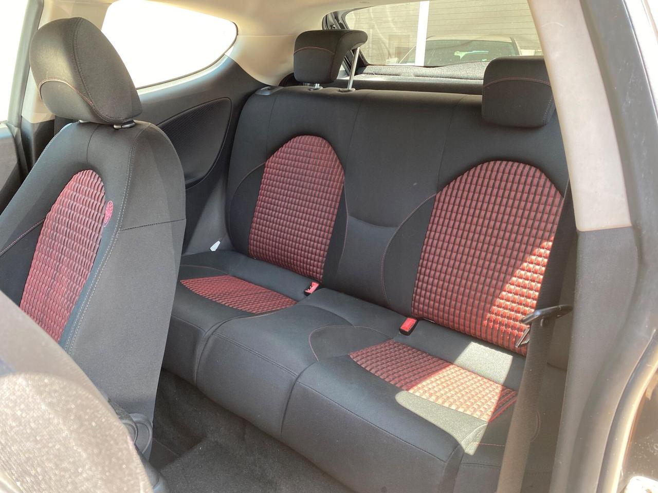 Alfa Romeo MiTo 1.6 JTDm 16V Distinctive Sport Pack