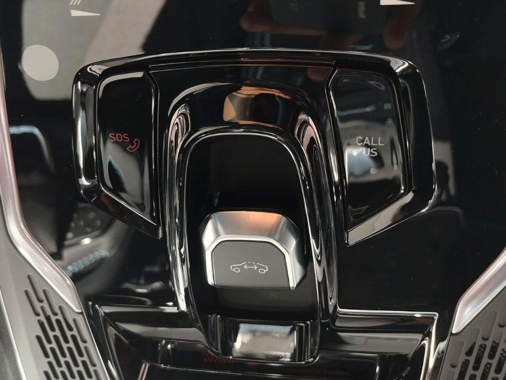 Lynk & Co 01 - 01 1.5 td phev auto