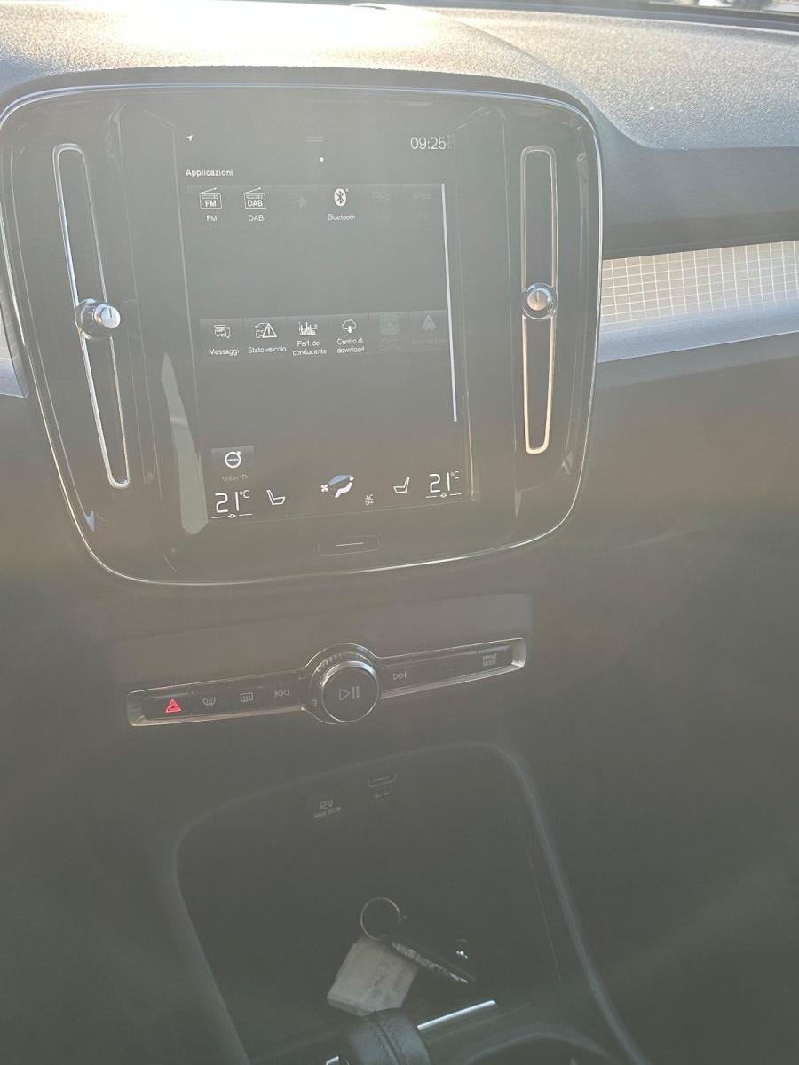 VOLVO - XC40 - T4 Recharge Plug-in Hyb. Inscr.Exp.