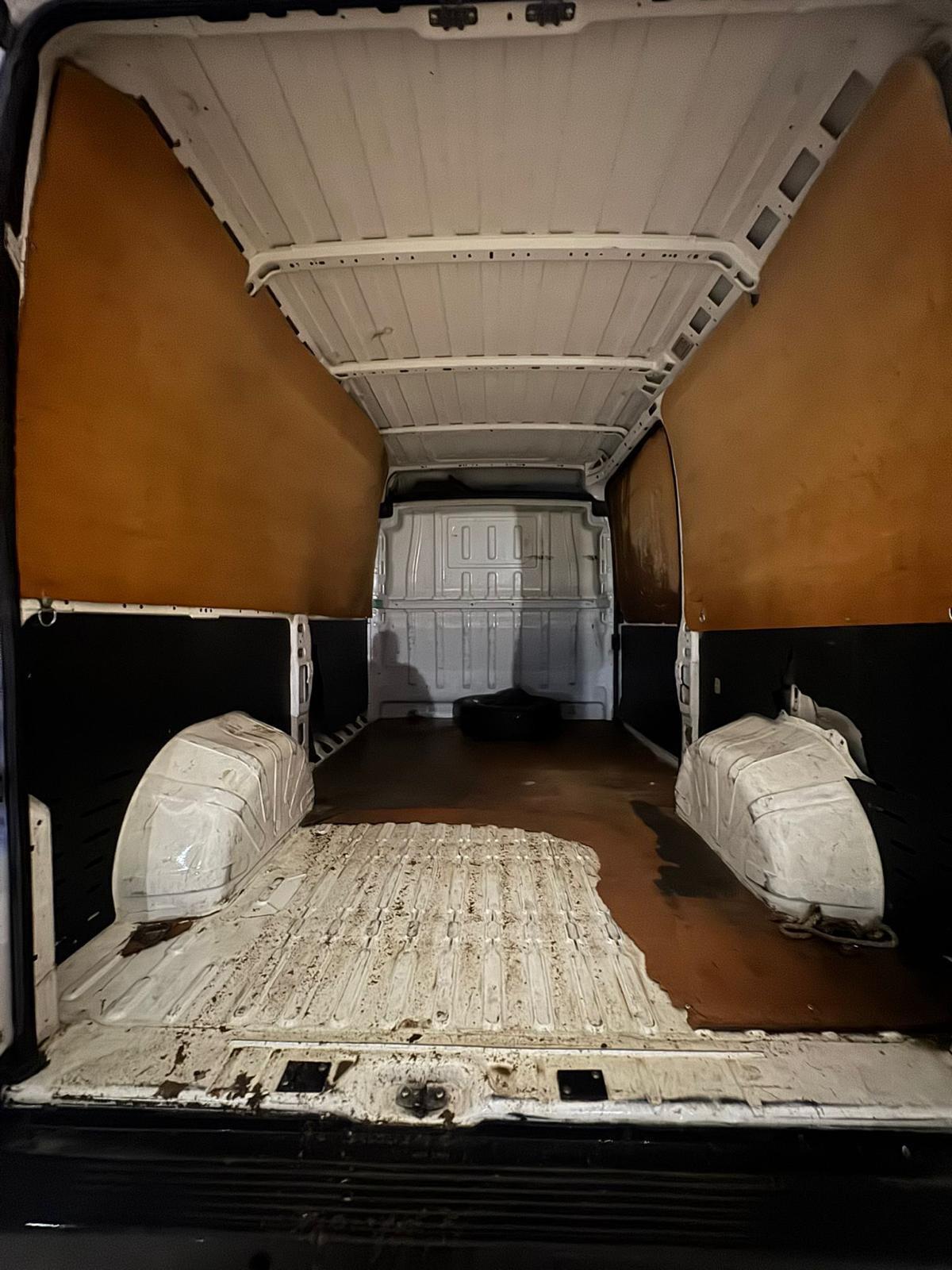 0501 FURGONE PEUGEOT BOXER 2019