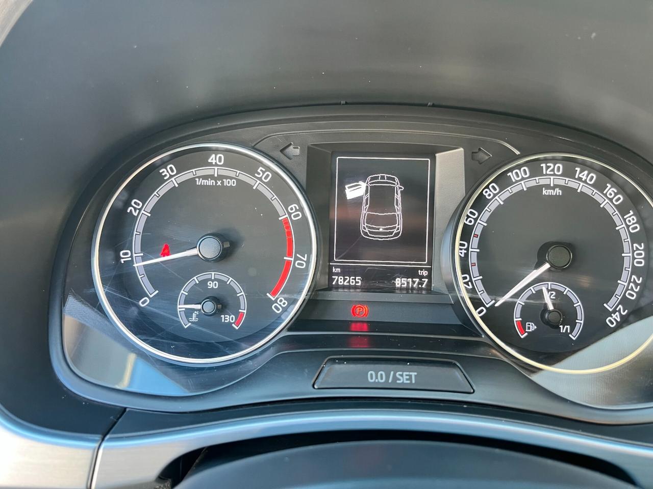 Skoda Fabia 1000 BENZINA 5 PORTE KM CERTIFICATI 1 PROPRIETARIO 2019