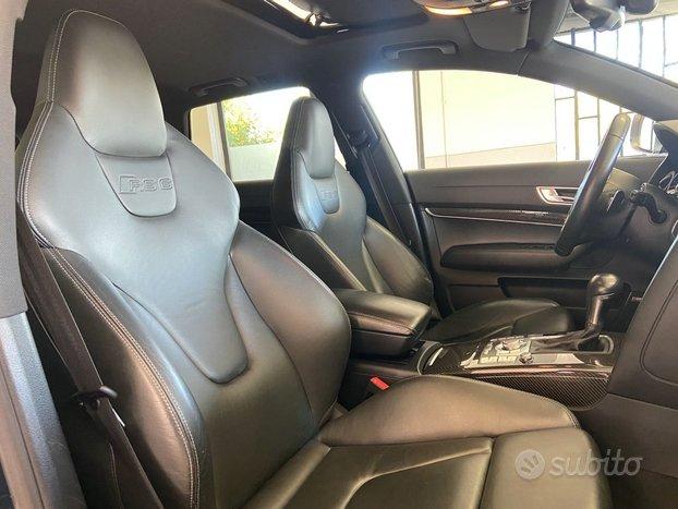 AUDI RS6 Avant 5.0 V10 quattro tiptronic