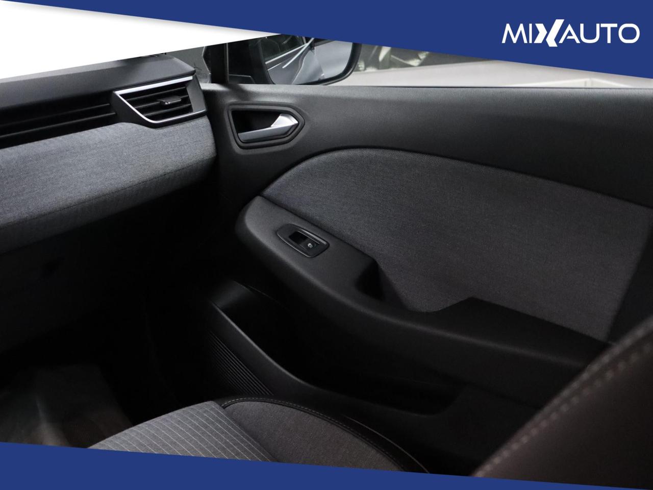 Renault Clio 1.0 TCE Techno 90CV EU6