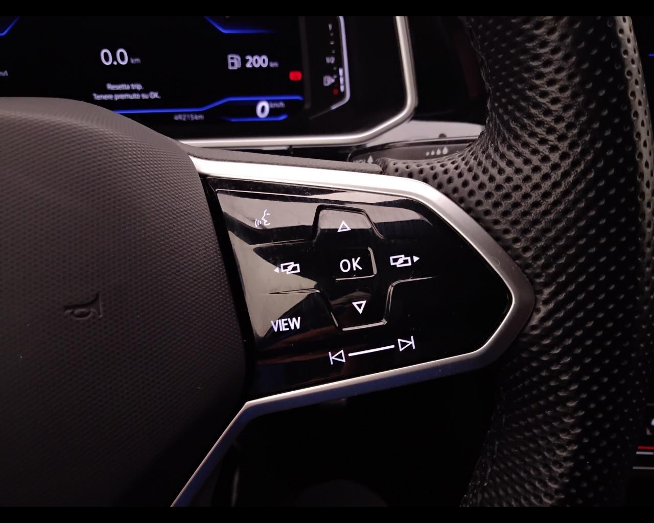 VOLKSWAGEN T-Roc I 2022 - T-Roc 2.0 tdi R-Line 115cv