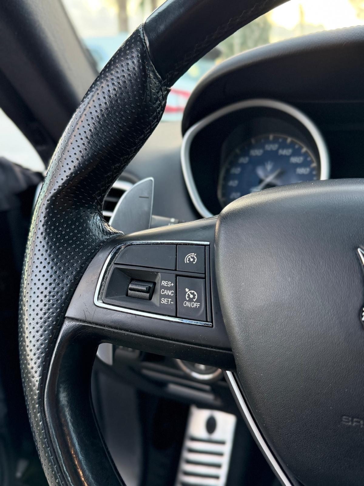 Maserati Ghibli V6 Diesel 275 CV gransport