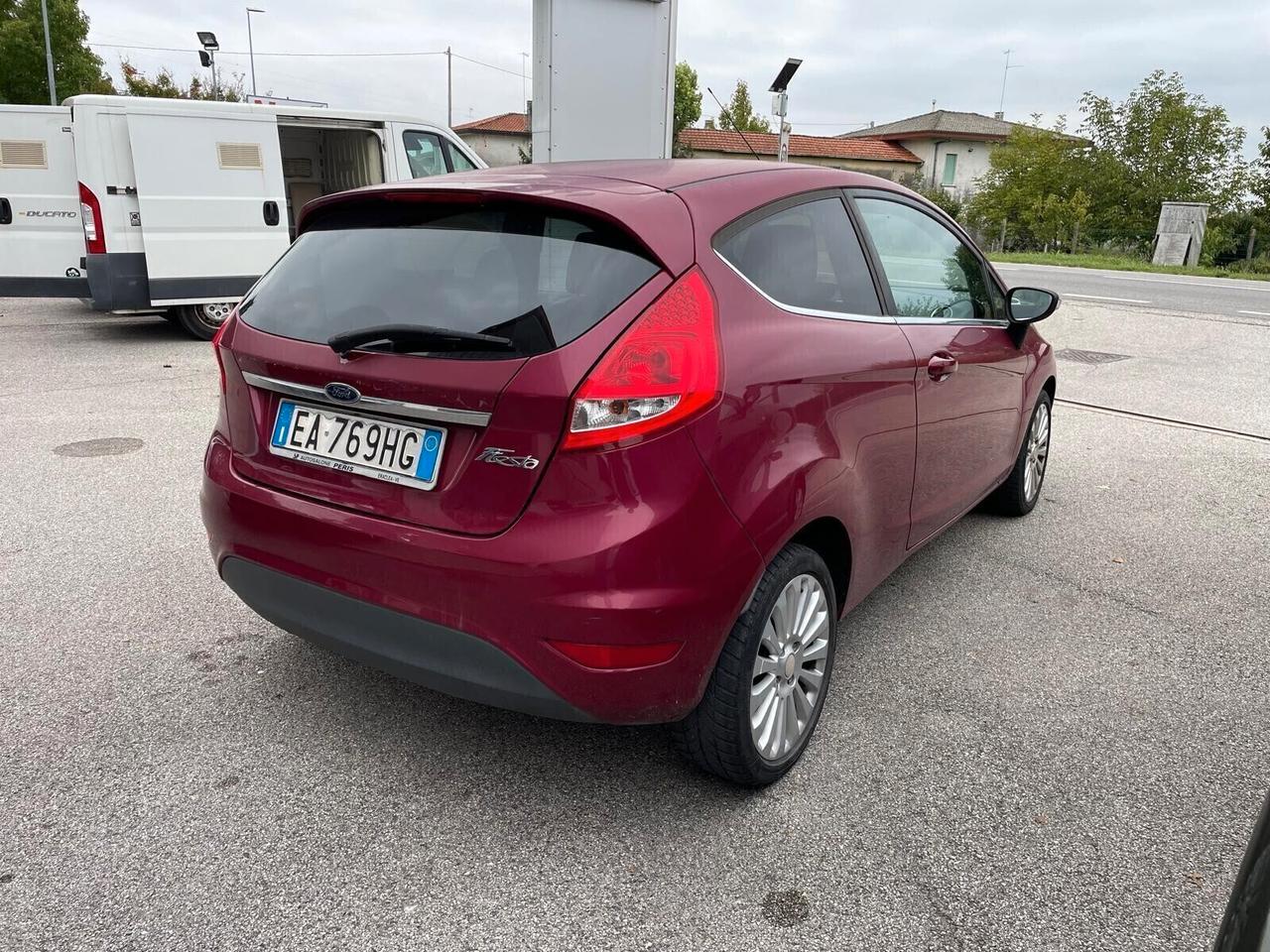 Ford Fiesta Fiesta 1.4 3 porte Bz.- GPL