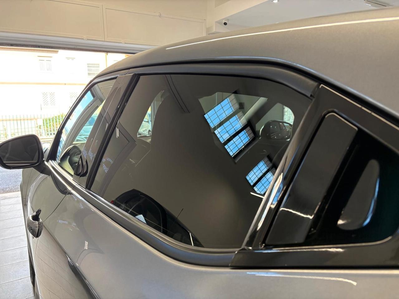 Nissan Juke 1.0 DIG-T 114 CV N-Connecta