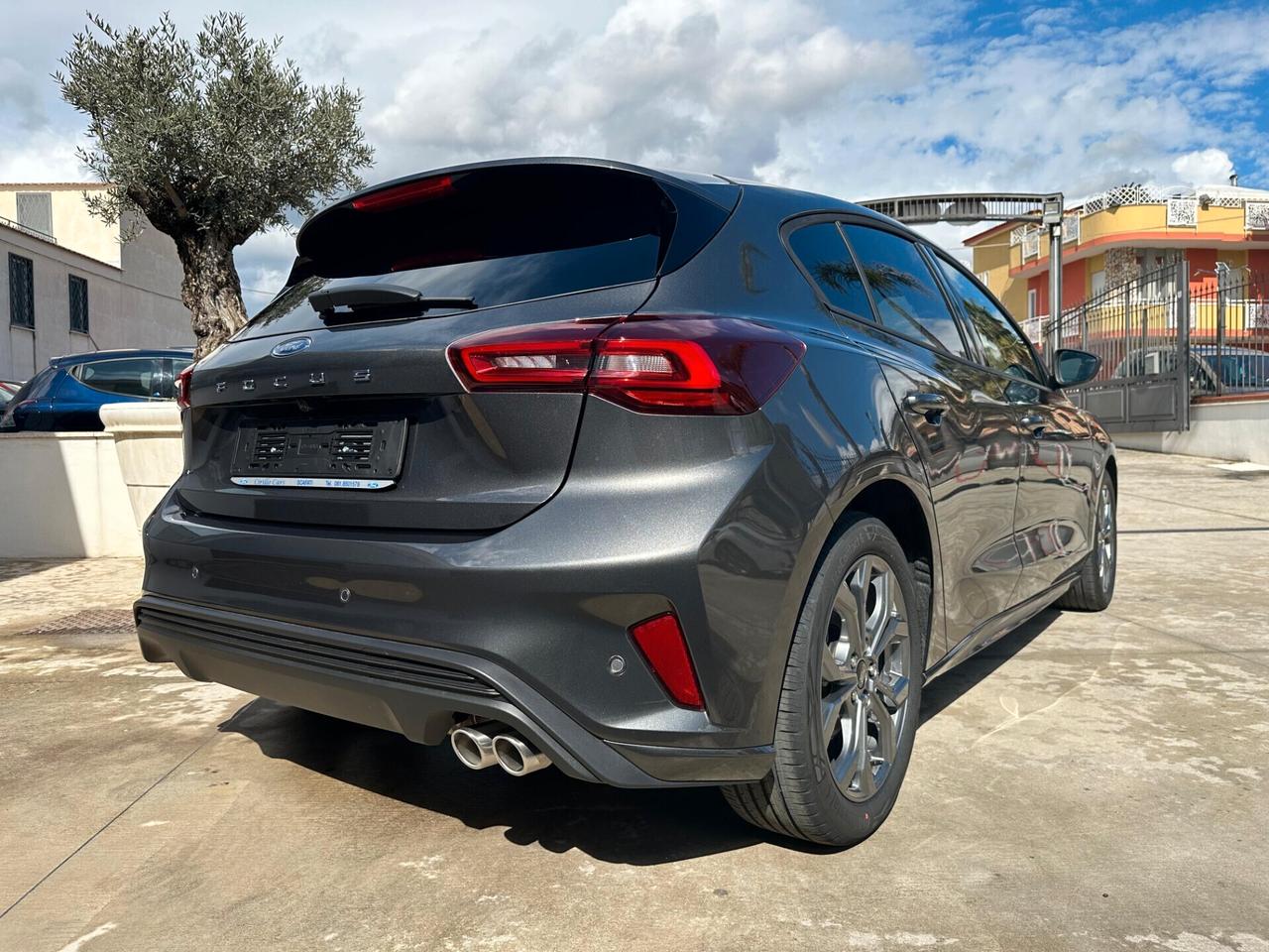 Ford Focus 1.5 EcoBlue 115 CV automatico 5p. ST-Line