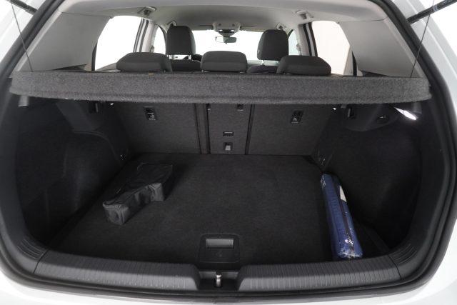 VOLKSWAGEN Golf Golf 1.0 eTSI EVO DSG Life