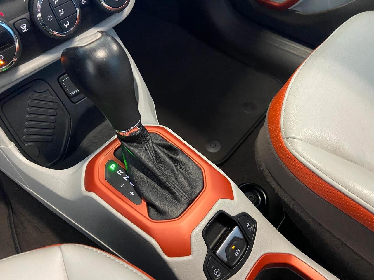 Jeep Renegade 1.6 Mjt DDCT 120 CV Limited