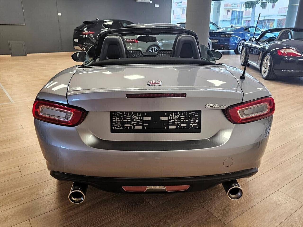 Fiat 124 Spider 1.4 MultiAir AT6