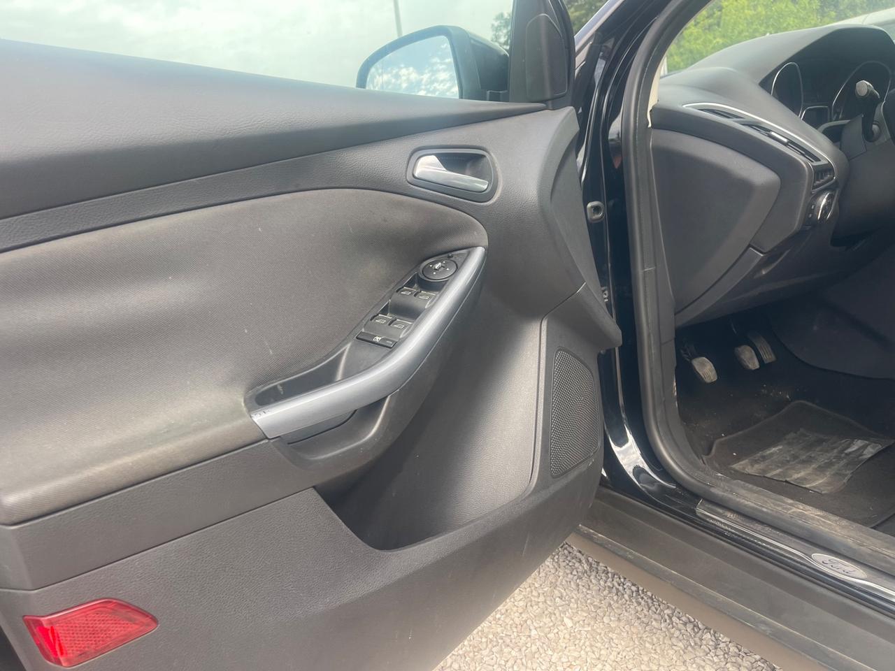Ford Focus 1.6 TDCi 115 CV Titanium(MOTORE 147.000KM)