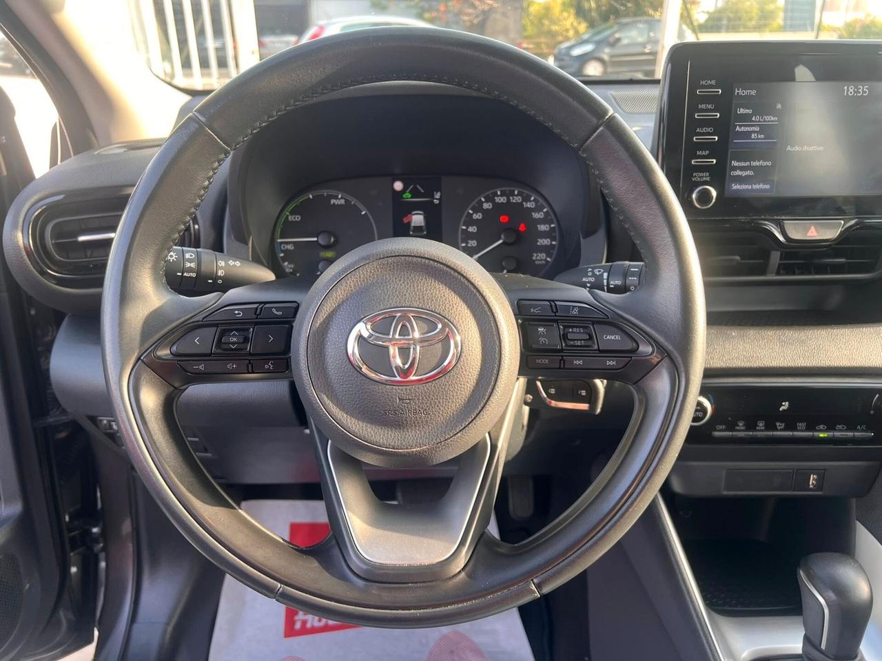 Toyota Yaris 1.5 Hybrid 5 porte Lounge