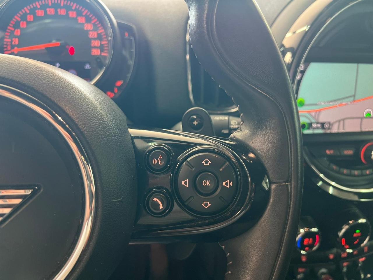 Mini Cooper Countryman 2.0 SD Hype Automatica