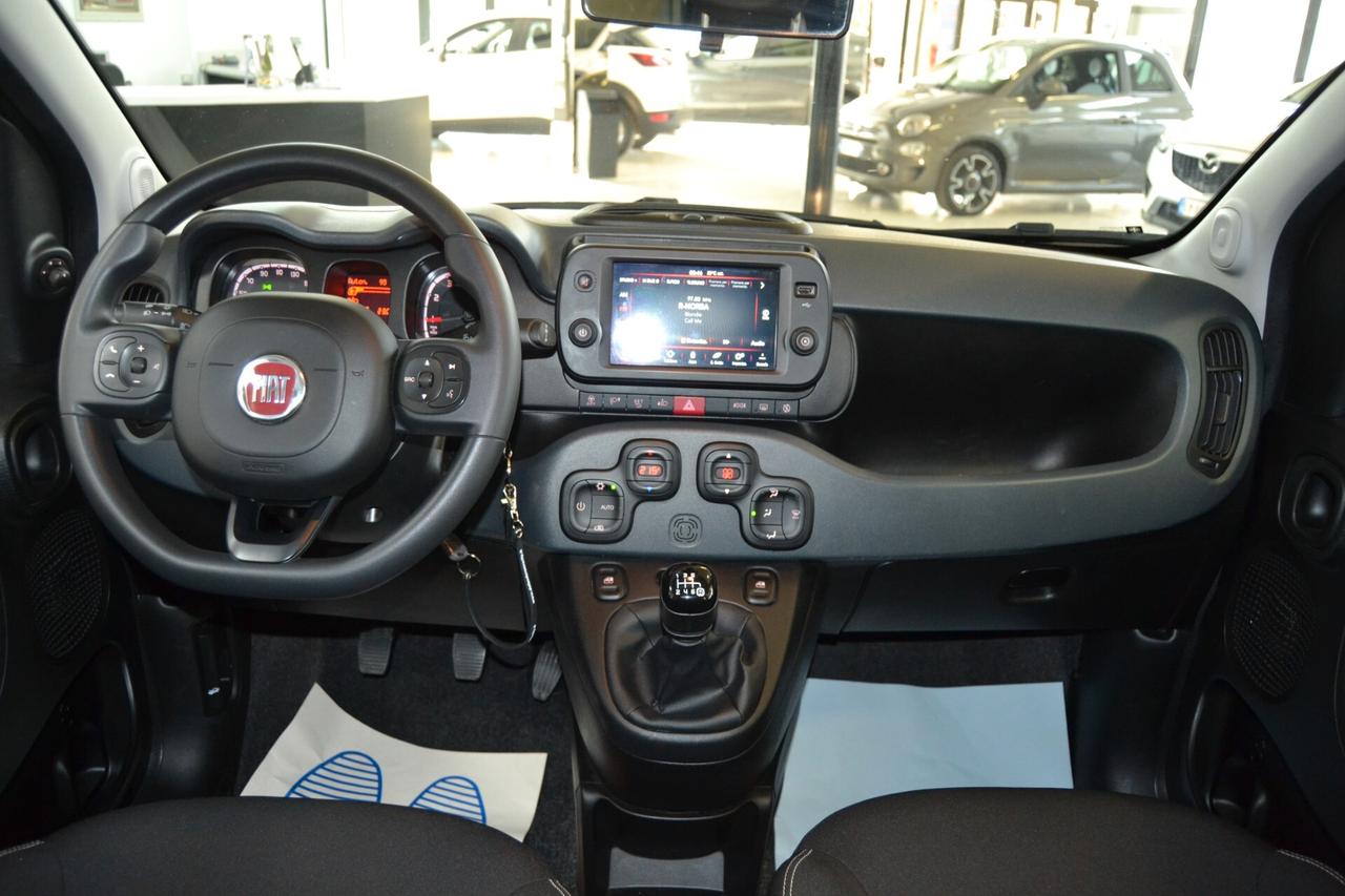 Fiat Panda Cross 1.0 FireFly Hybrid Navi/Led/5Posti