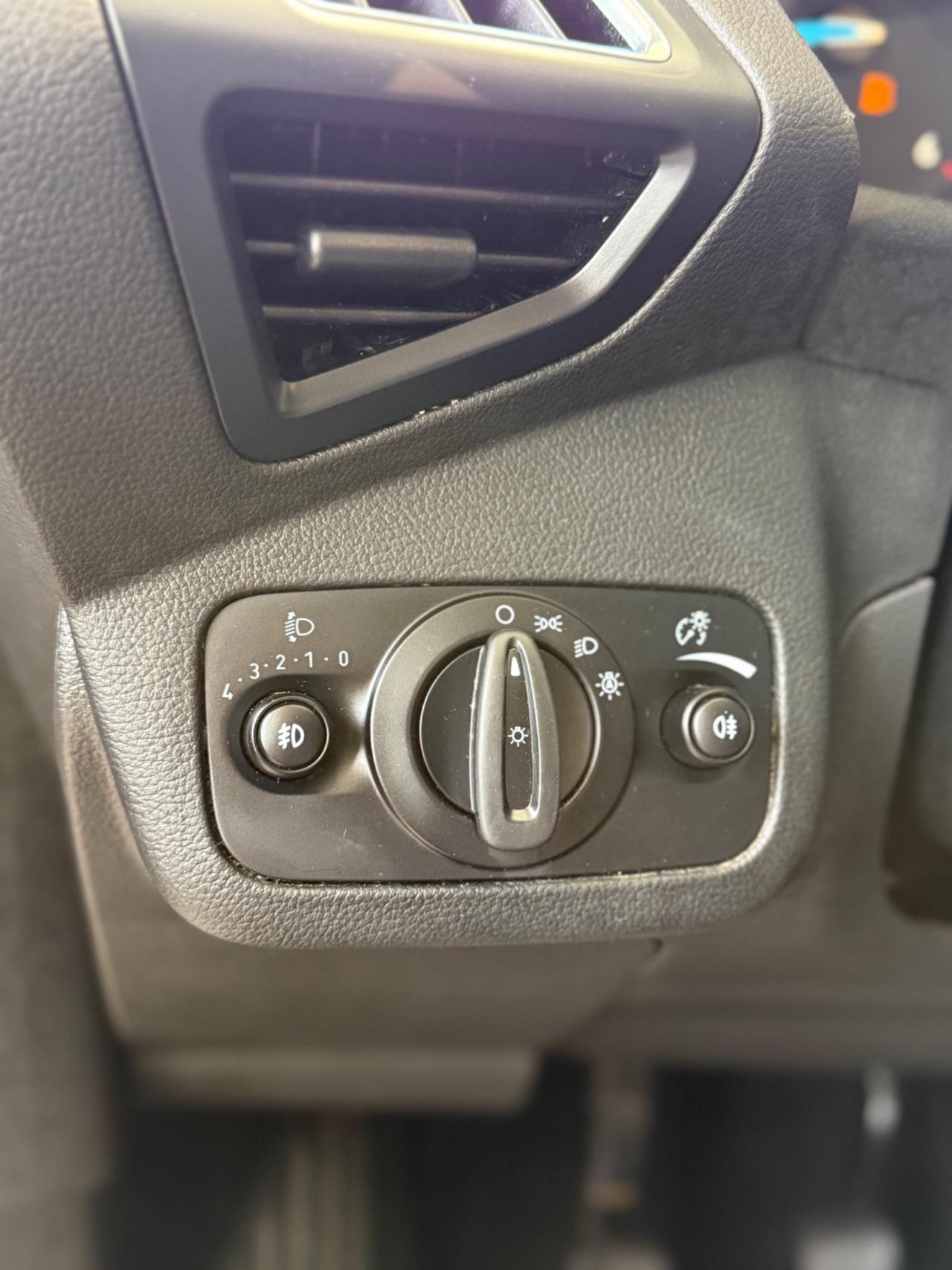 Ford C-Max 1.5 TDCi 120CV Titanium FULL