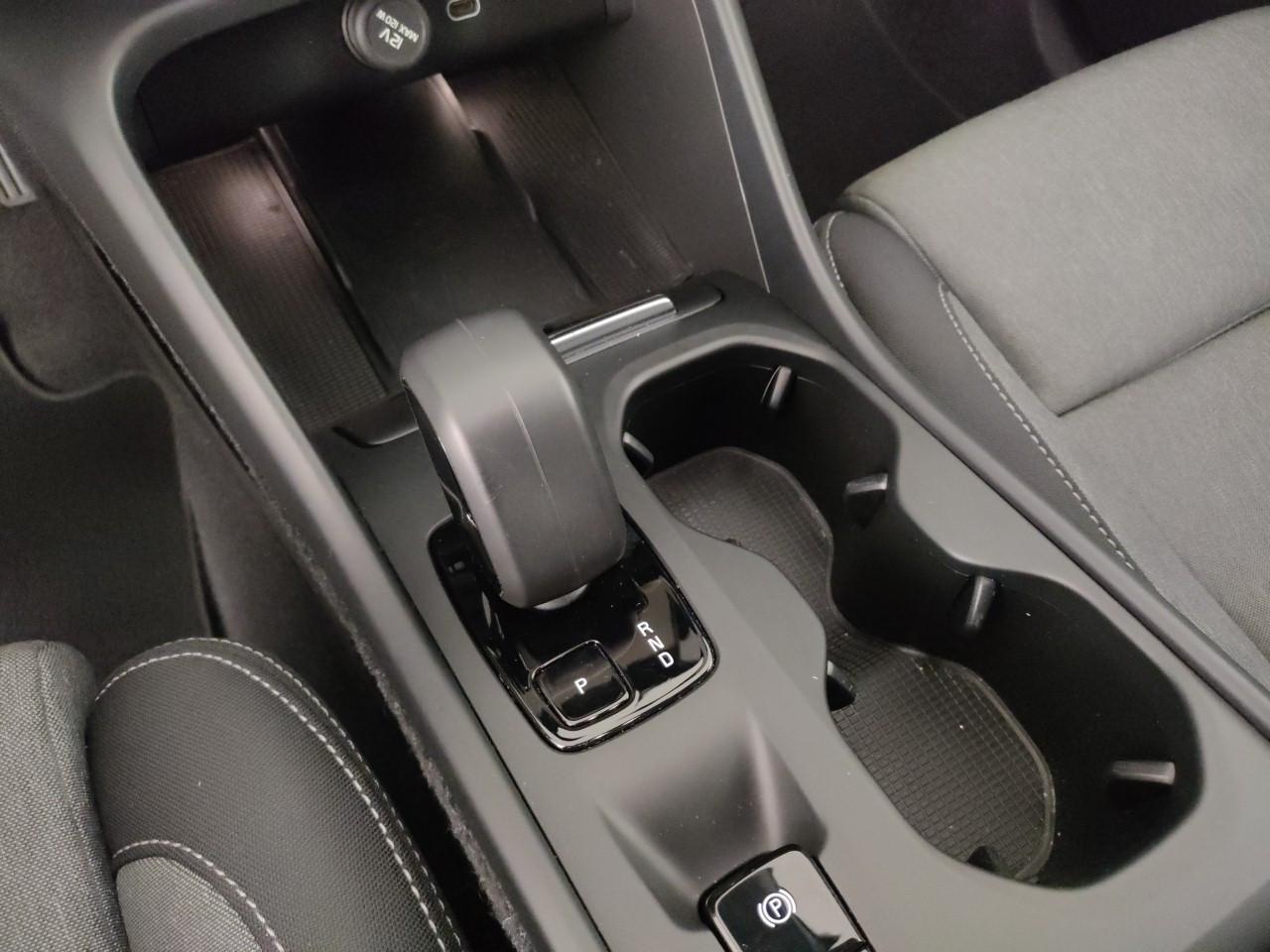 VOLVO XC40 2.0 b3 Core auto