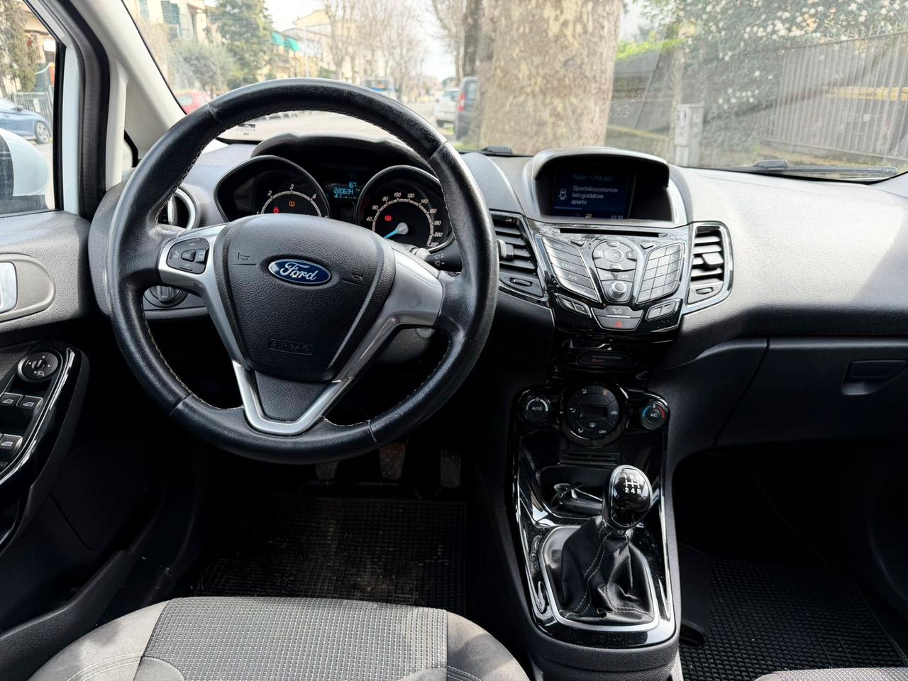 Ford Fiesta 1.5 TDCi 75CV 5 porte Titanium