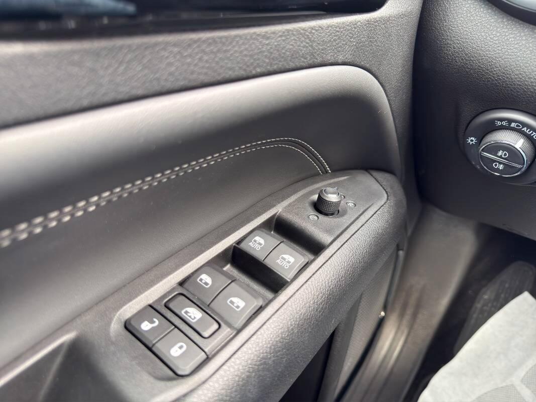 Jeep Compass 1.6 mjt Limited 130cv Con TELECAMERA & CARPLAY