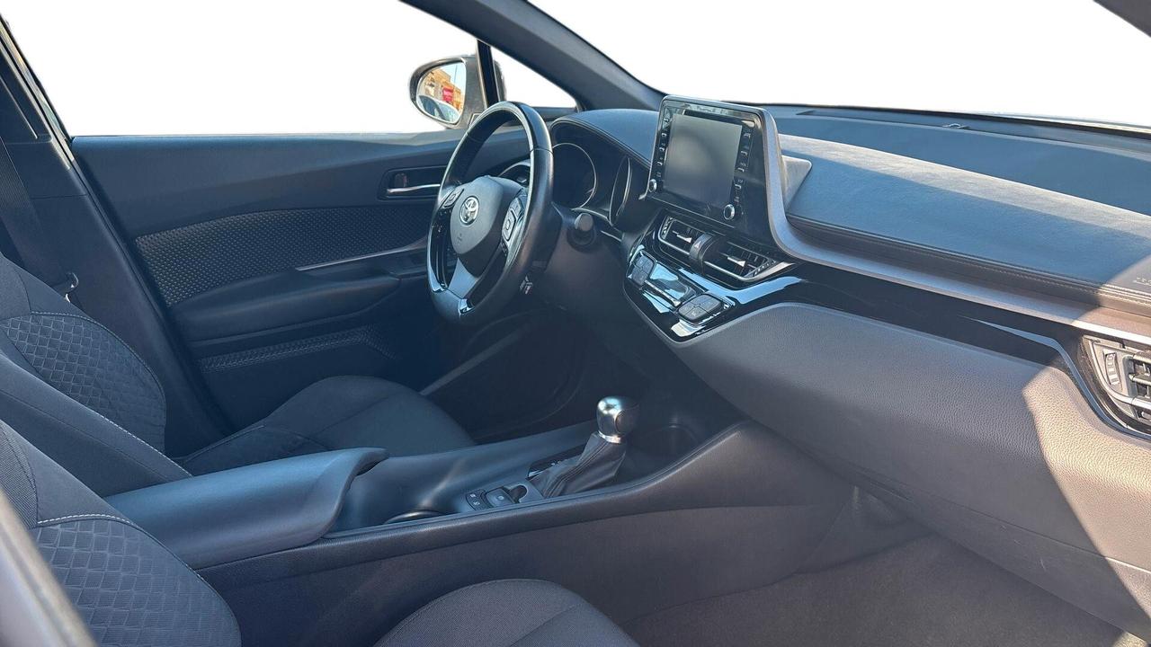 Toyota C-HR 1.8 Hybrid E-CVT Business