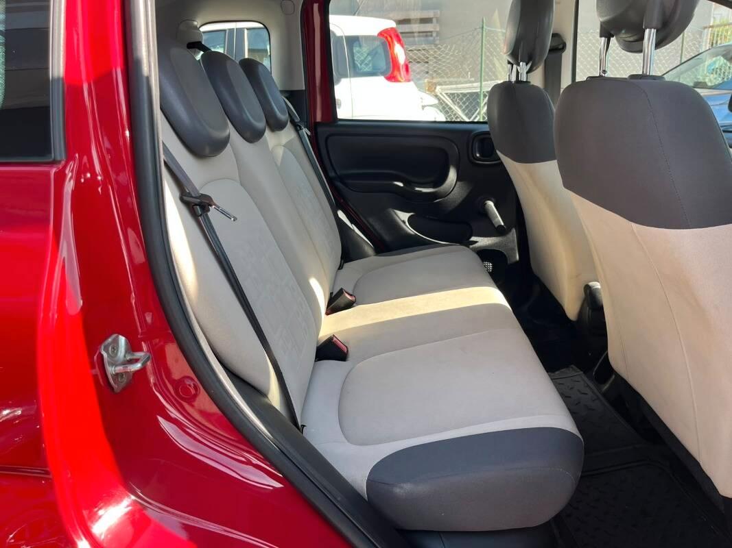 Fiat Panda 1.2 Lounge 69cv E6