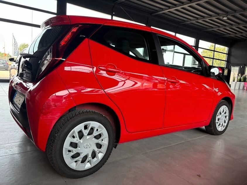 Toyota Aygo 1.0 VVT-i 72 CV 21.000KM NEOPATENTATI