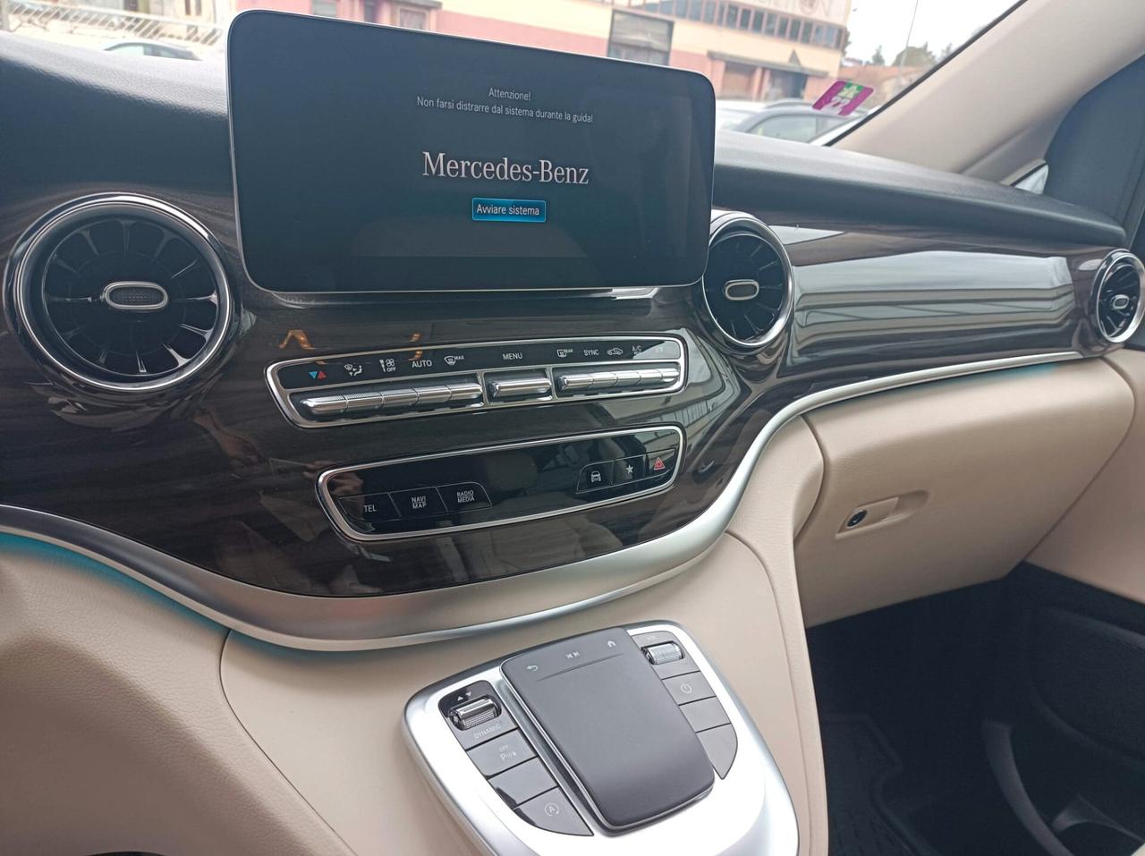 Mercedes-benz V 220 d Automatic Premium Long