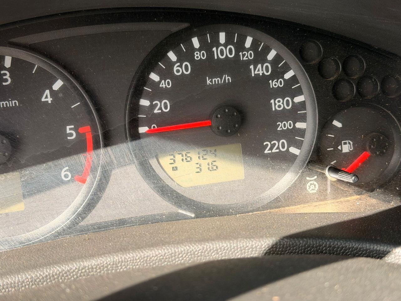 Nissan Navara 2.5 dCi 4x4