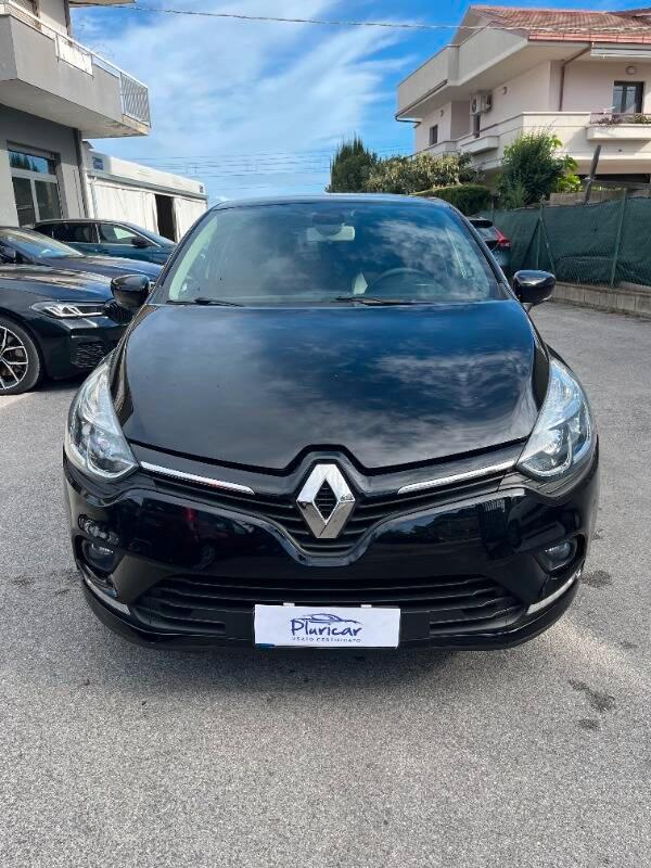 Renault Clio 1.2 16v Duel 75cv