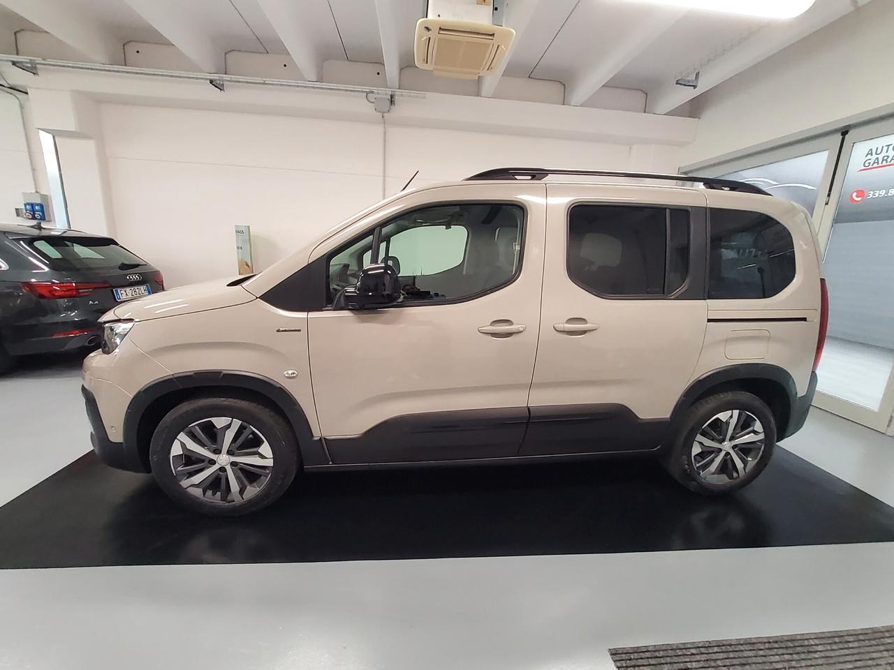 Peugeot Rifter BlueHDi 130 S&S EAT8 GT Line Standard
