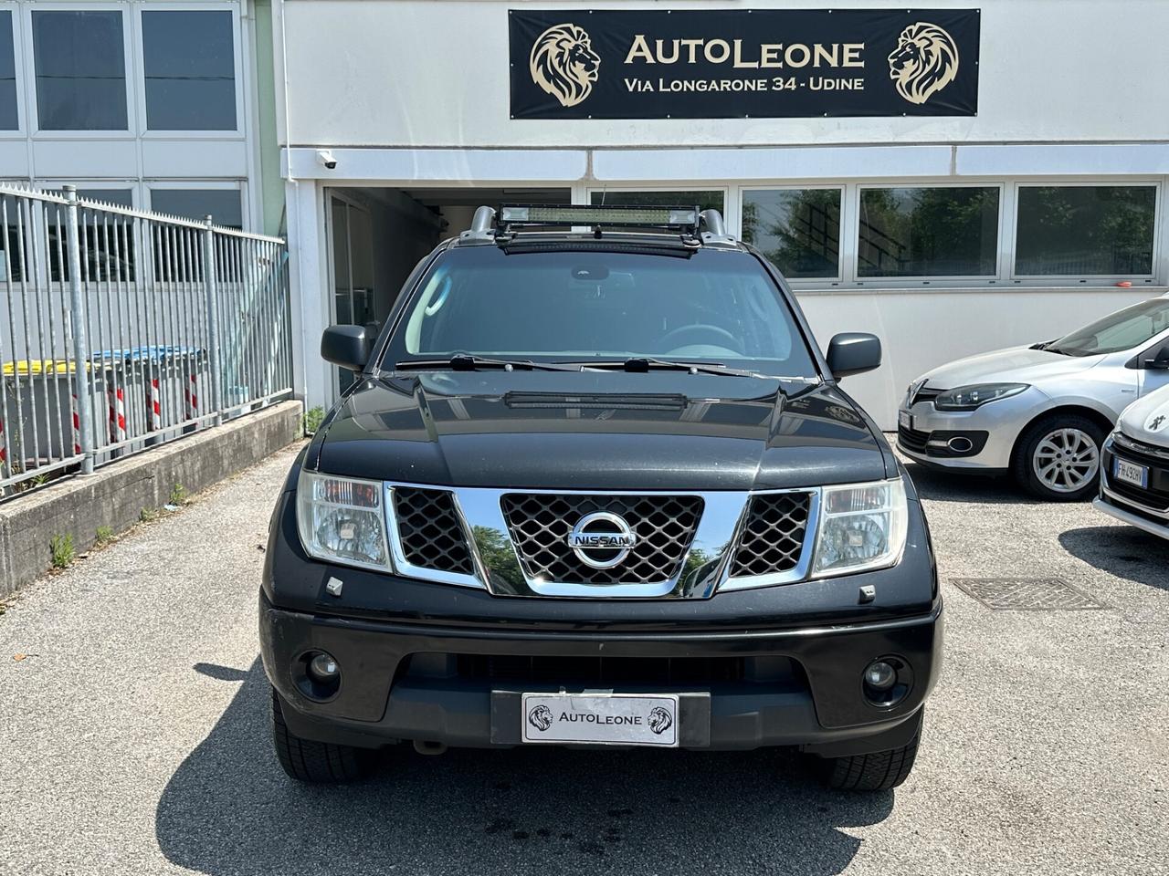 Nissan Navara 2.5 dCi 4 porte Doppia cabina “problemi al cambio”