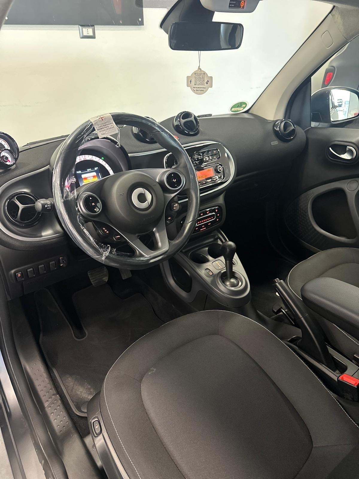 Smart ForTwo TWINAMIC 15.000km