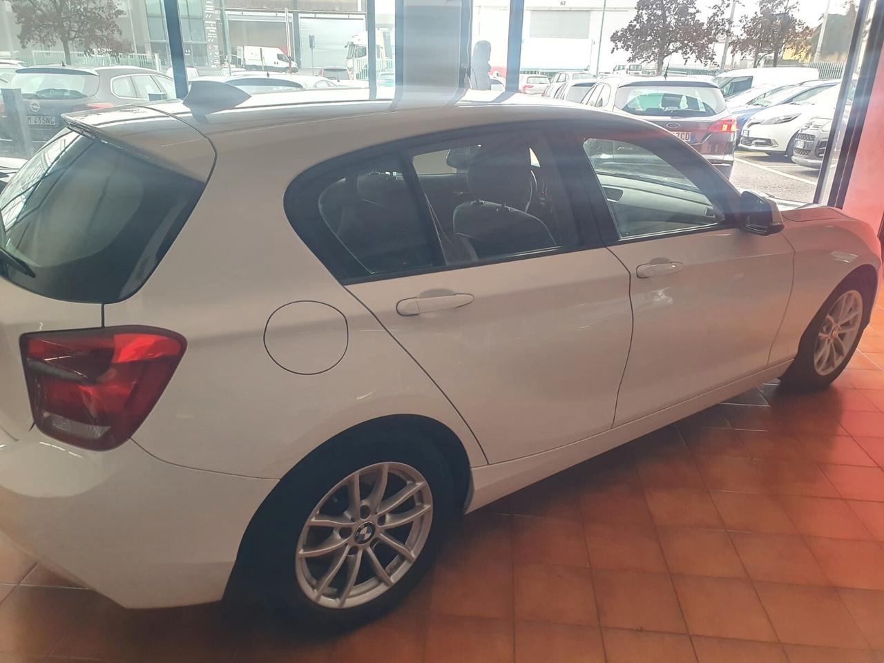 Bmw 116 116d 5p. Efficient Dynamics Unique