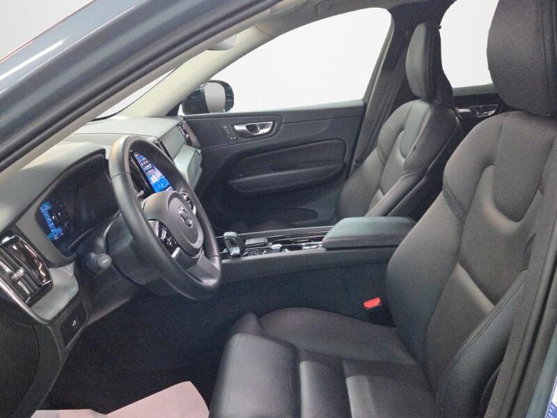 VOLVO XC60 (2017-->) XC60 B4 (d) AWD automatico...